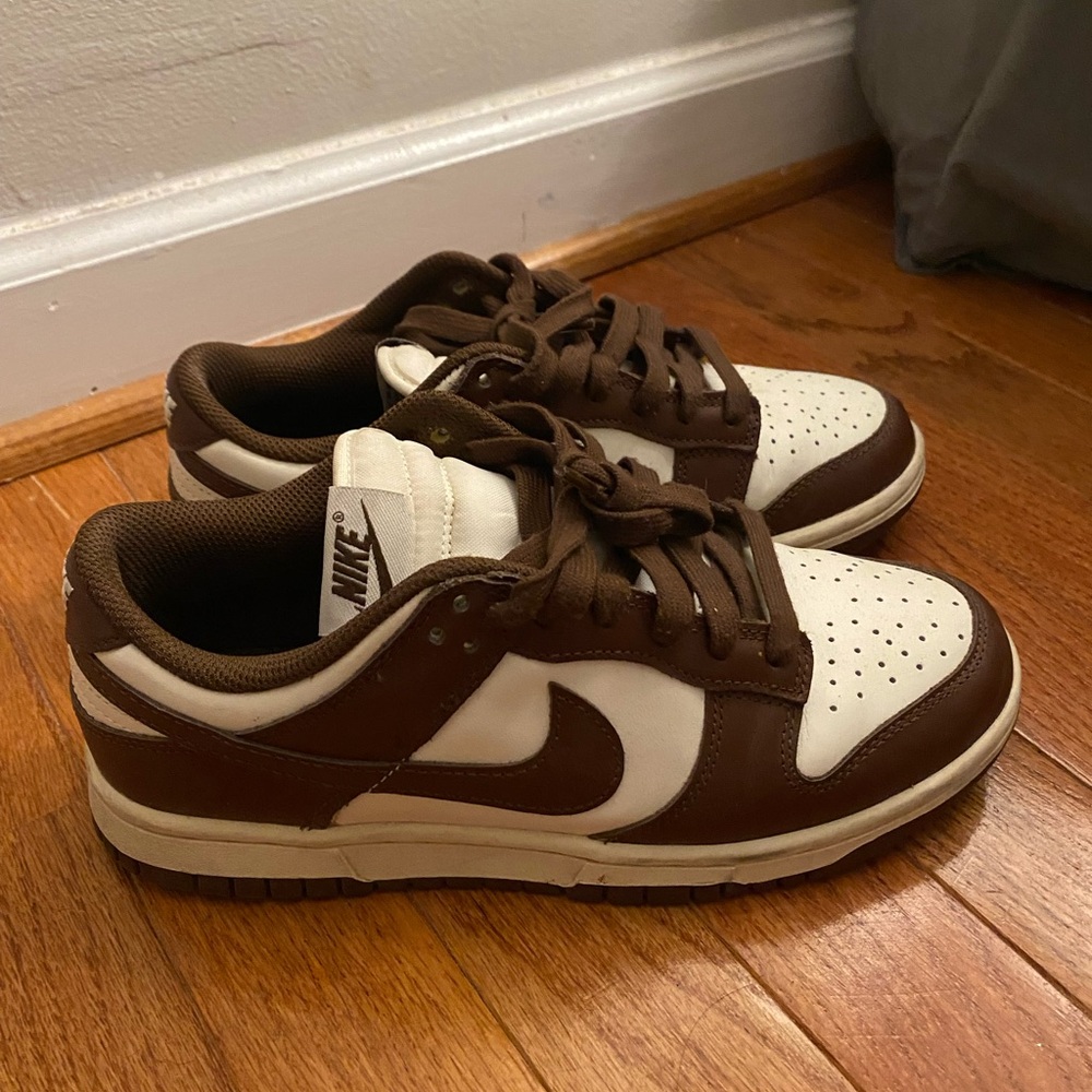 Nike Men's Chocolate Brown and Cream Sneakers